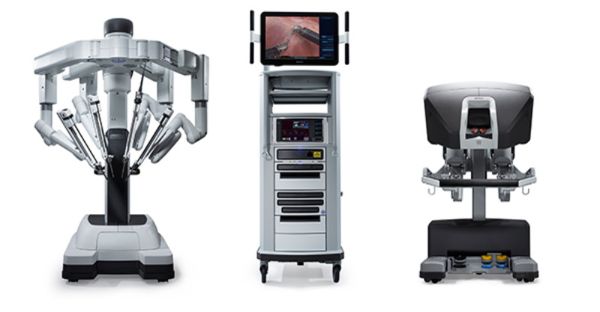 Das Universitätsspital Basel und Clarunis – Universitäres Bauchzentrum Basel gehen mit innovativen Technologien wie roboter-assistierten Leberoperationen, und einem Expertenteam für hoch komplexe Lebertumore die grössten Herausforderungen an.