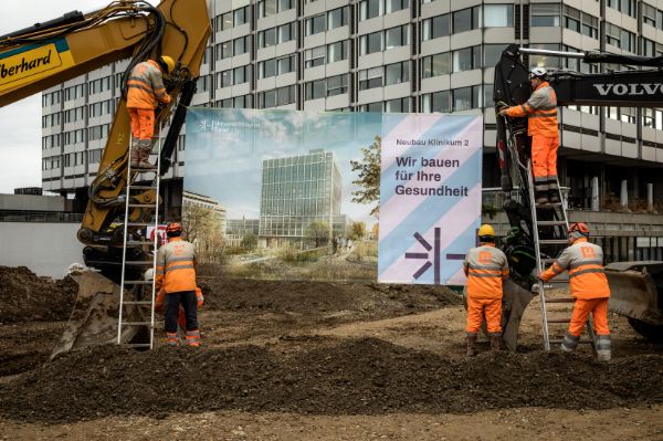 Den Bau mitverfolgen: vom Spatenstich bis zur Fertigstellung